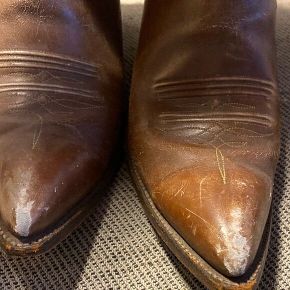 Vintage Cowboy custom cognac boots with 5 stitch accent. Size W 9.5 - Picture 11 of 16